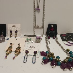 JEWELRY RESALE LOT (7)